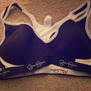 36C Black and White Jessica Simpson Sports Bra